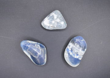 Off-Colour Opal Tumblestone (Medium, 2-3cm)